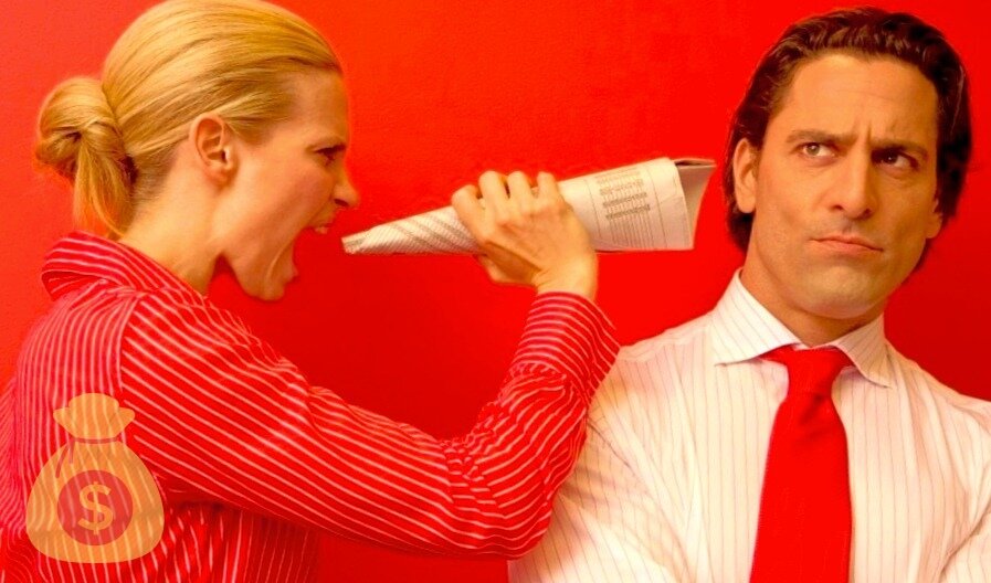 Женщины зло. Девушки мешают :) 