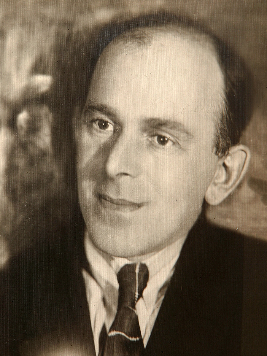 Осип Мандельштам. Конец 1920-х годов