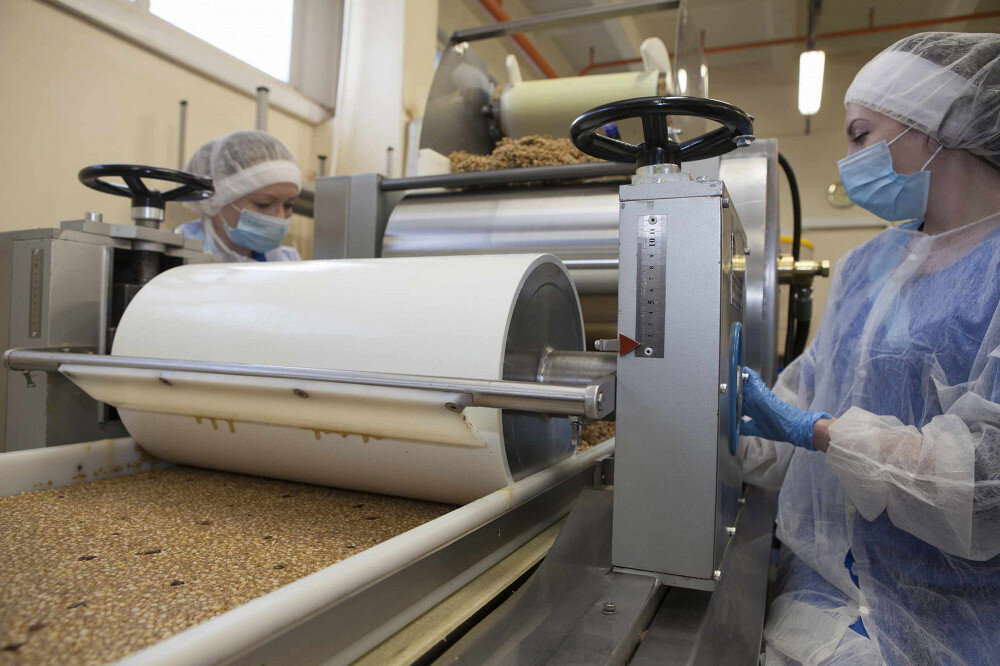 Производство мюсли. Производство мюсли. Производство мюсли. Производство мюсли. Машина для производства батончиков.