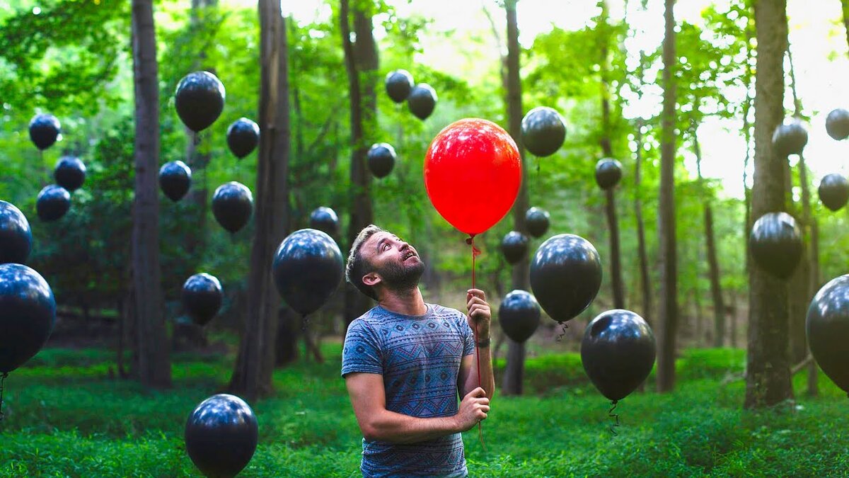 Не имеет значения кто я... 
Не имеет значения кто ты...
Имеет значение, что ты и я можем сделать.   
