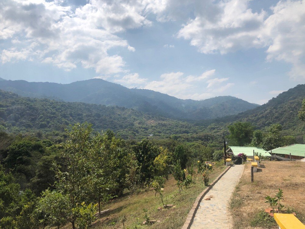                                                                                  Минка, Колумбия