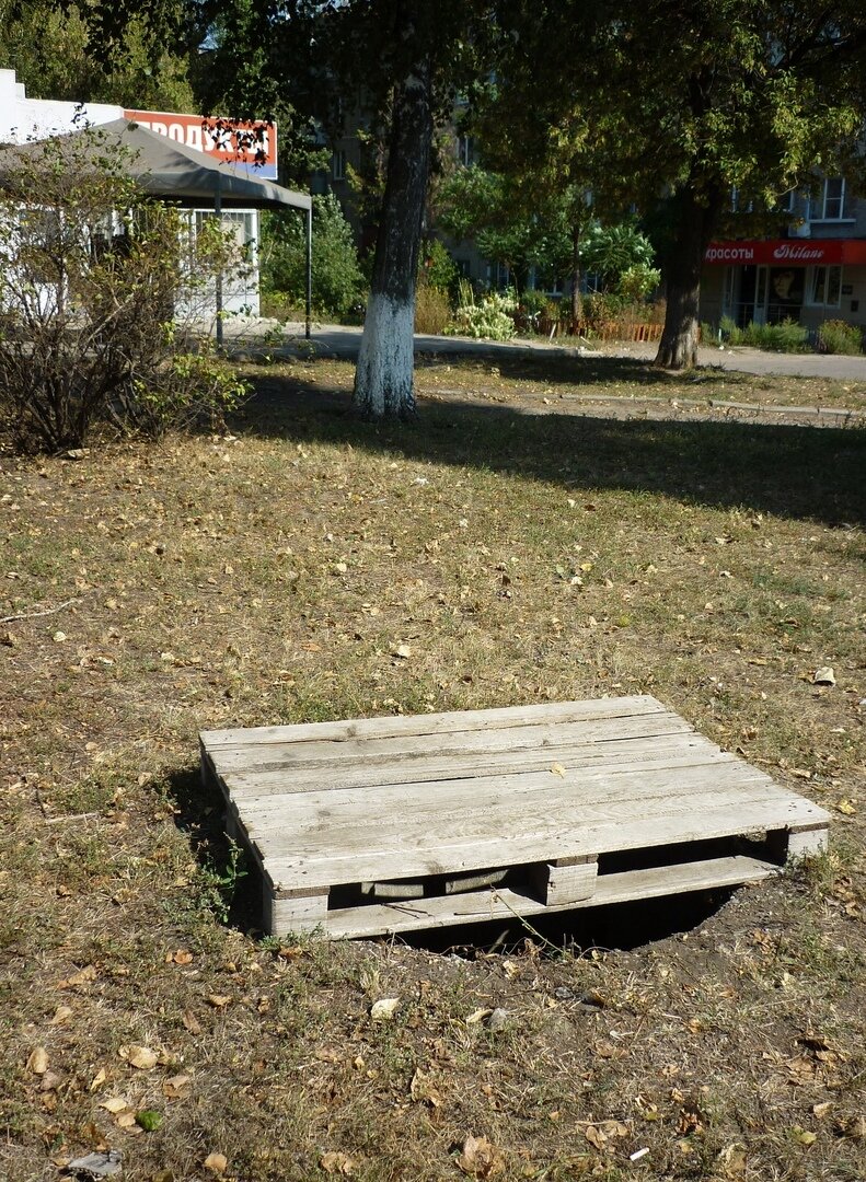 Открытые люки, фотографии присланные подписчиками Романа Алехина