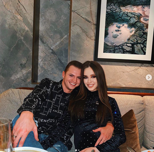 Инстаграм Костенко