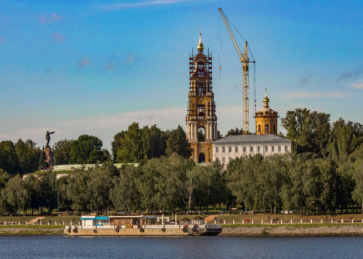 Костромской кремль сайт. Кострома Костромской Кремль. Кострома колокольня. Колокольня Костромского Кремля.