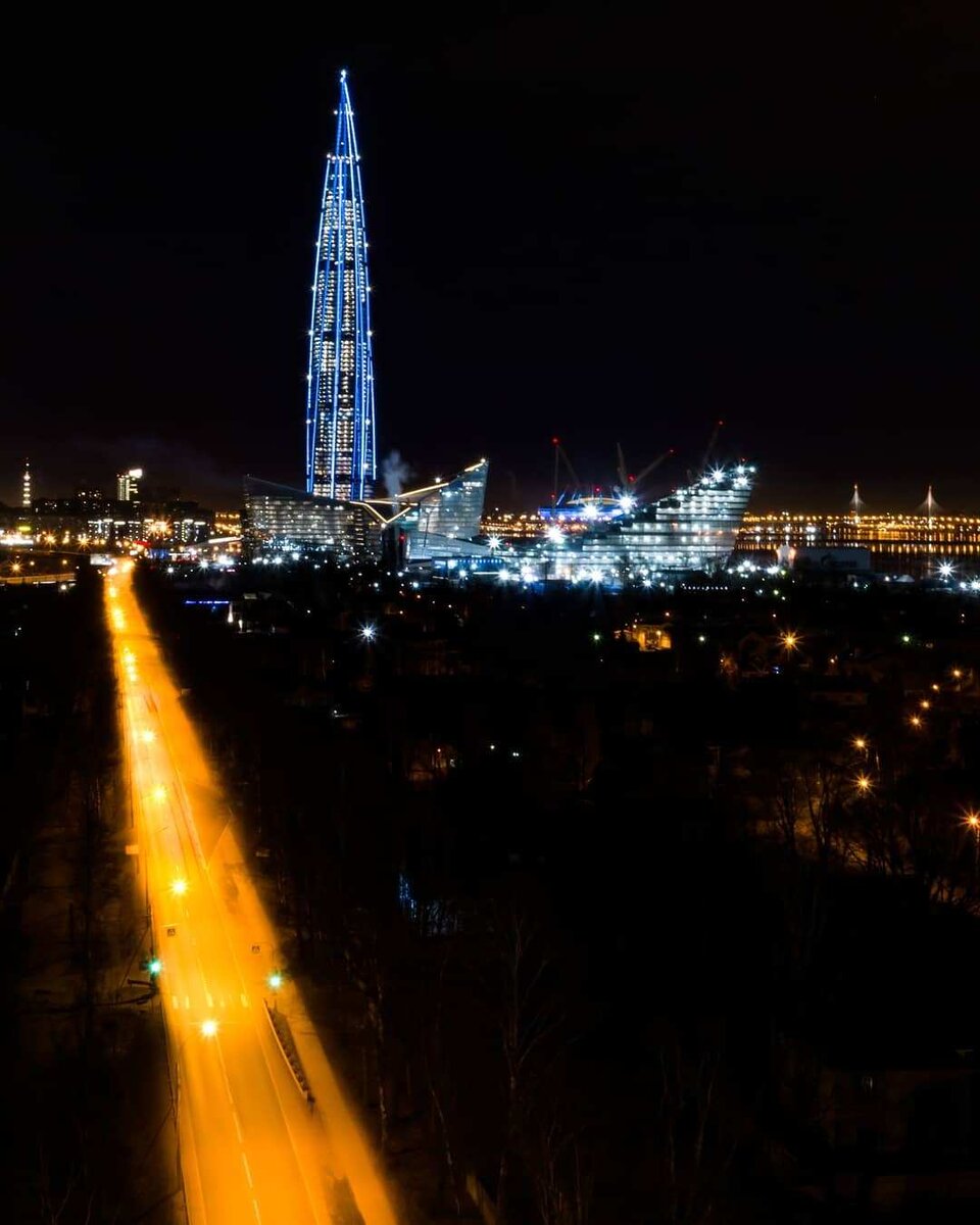 Фото by Александр Лихачев  https://www.instagram.com/p/B9BgA1DoEXI/