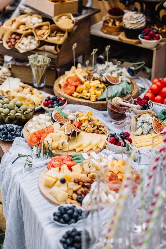 Сглотнули слюну и отвернулись со слезами на глазах.  Источник фото https://www.myplanner.by 