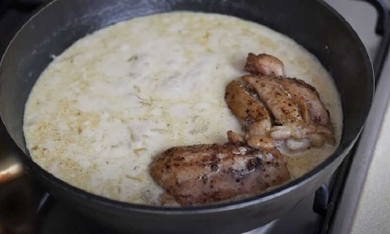 Курица по-кабардински – очень нежное, сочное и невероятно вкусное блюдо