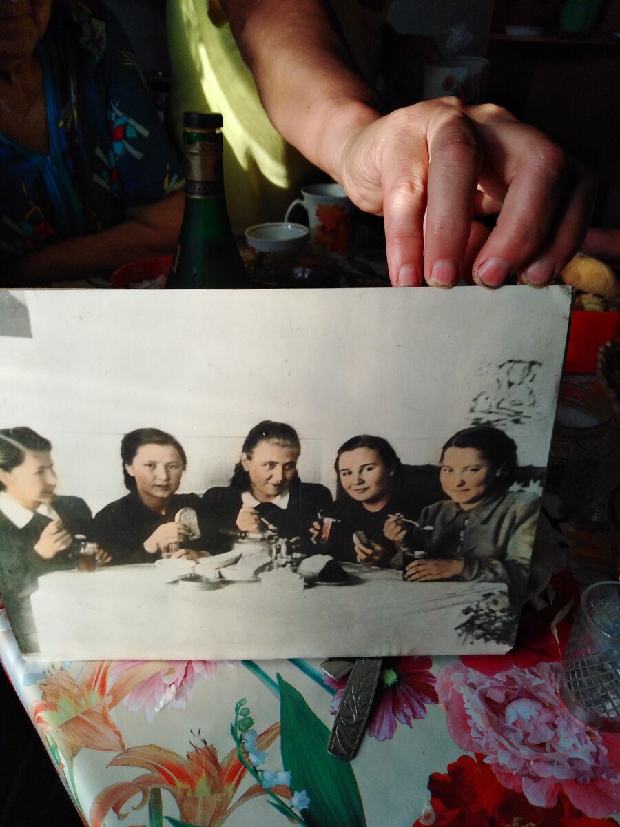 Этим девушкам сегодня по 90 лет!