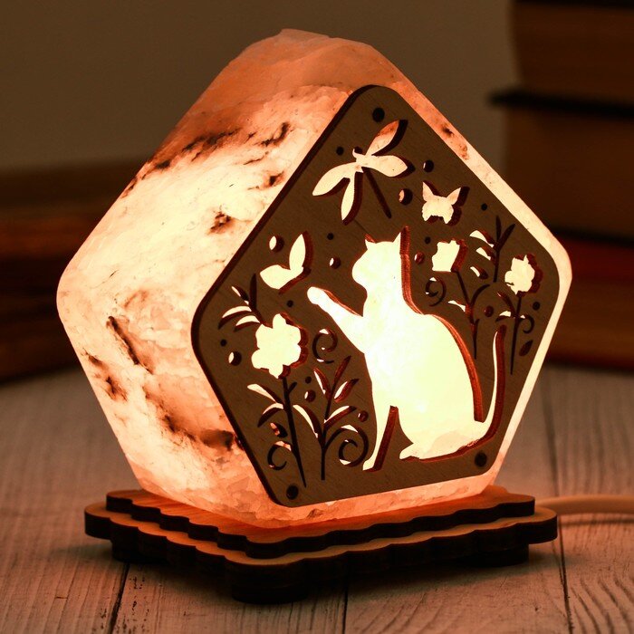 Соляная лампа в детской 