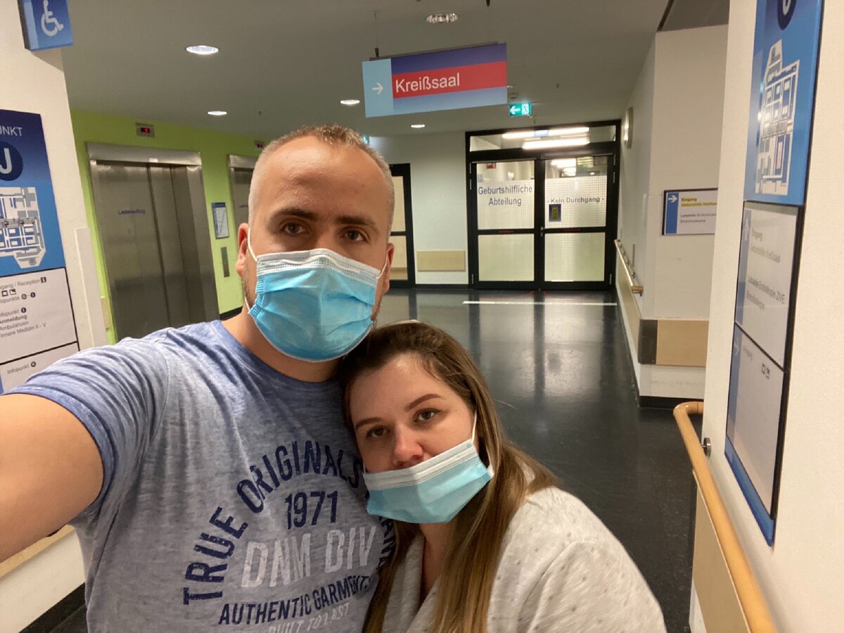 В роддоме гуляем по коридорам со схватками