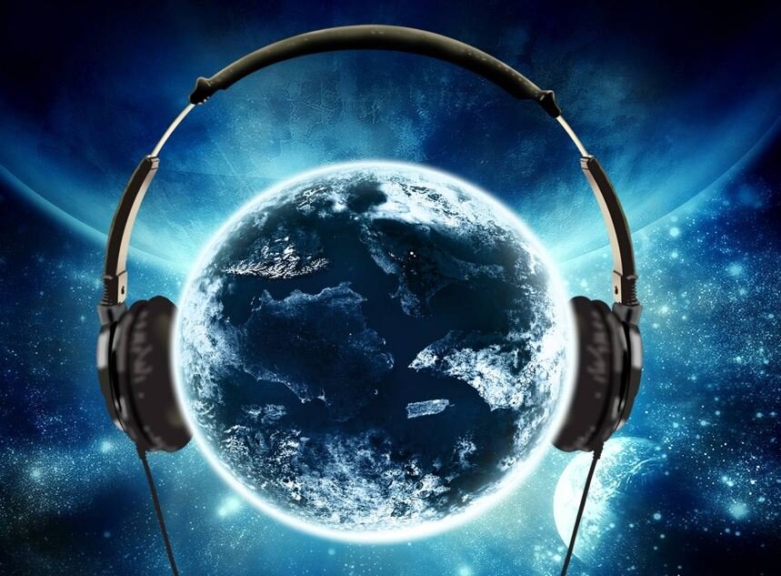 Космическая музыка со словами. Земной шар в наушниках. Музыкальный космос. Земля в наушниках. Музыкальная Планета.