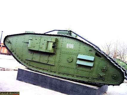 На заре отечественного танкостроения. Какой танк был первым в стране Советов?