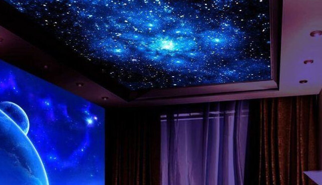 Только представьте, насколько эстетично и необычно выглядит натяжной потолок «Звездное небо»!