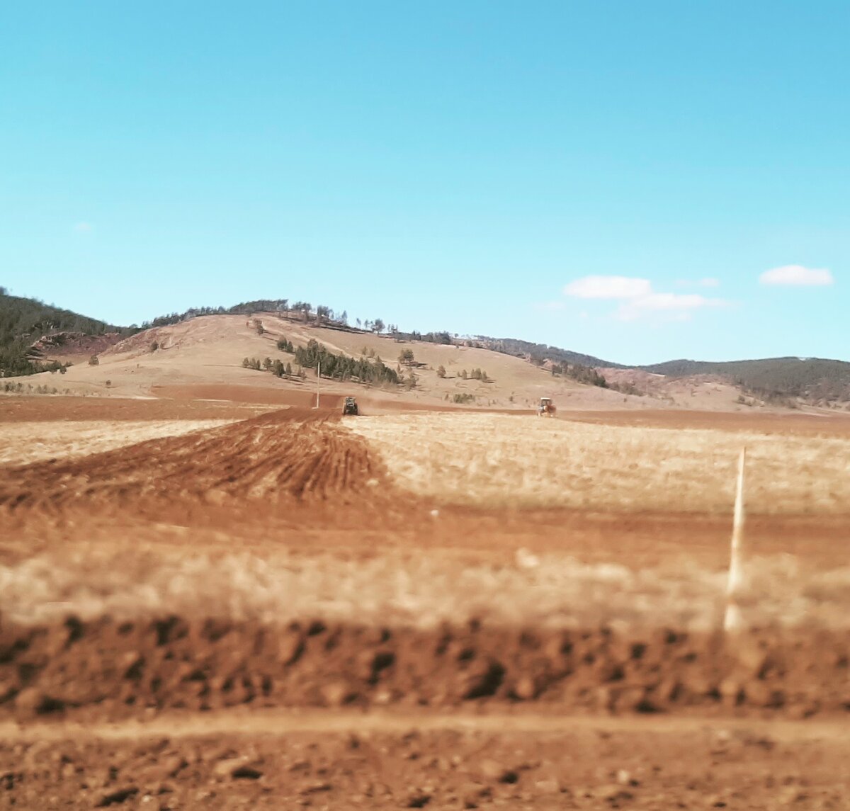 Пейзаж вдоль дороги