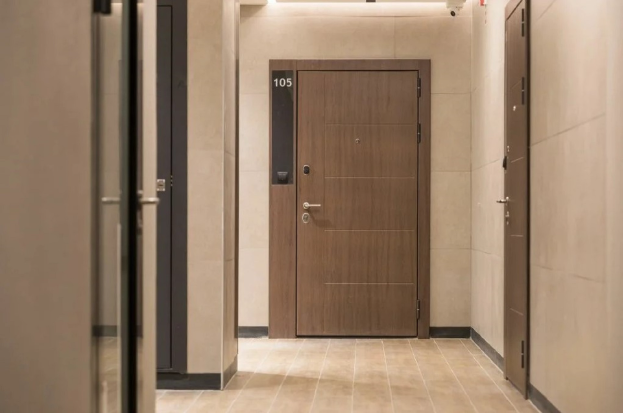 Безупречно работающая фурнитура входных дверей – залог душевного равновесия будущих жильцов и их соседей