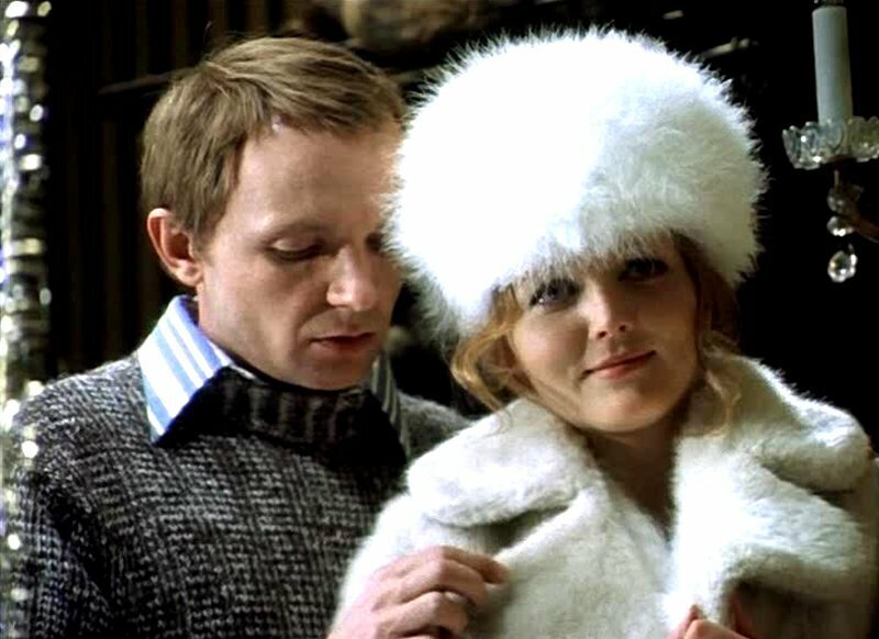 Кадр из фильма «Ирония судьбы» (1975). Скриншот.