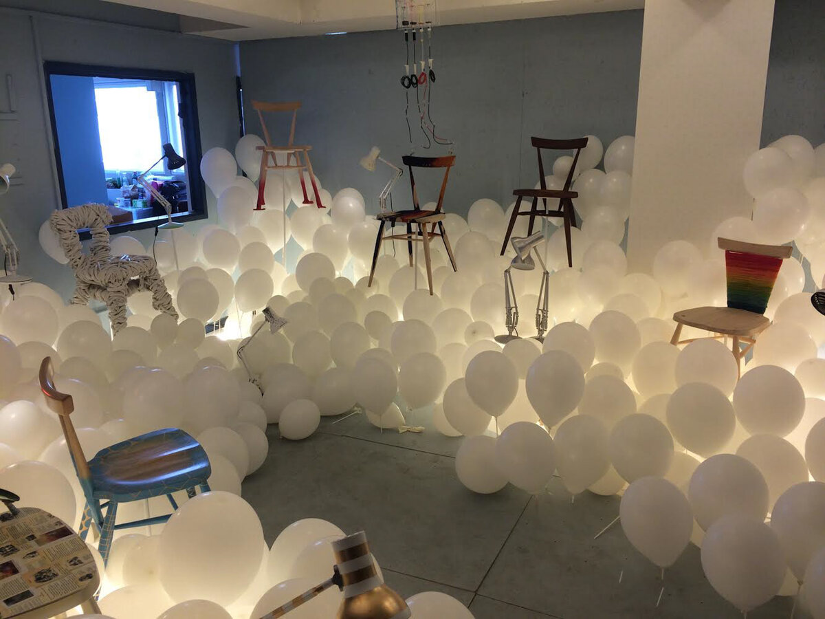 Как профессионально украсить комнату шарами – 13 идей
