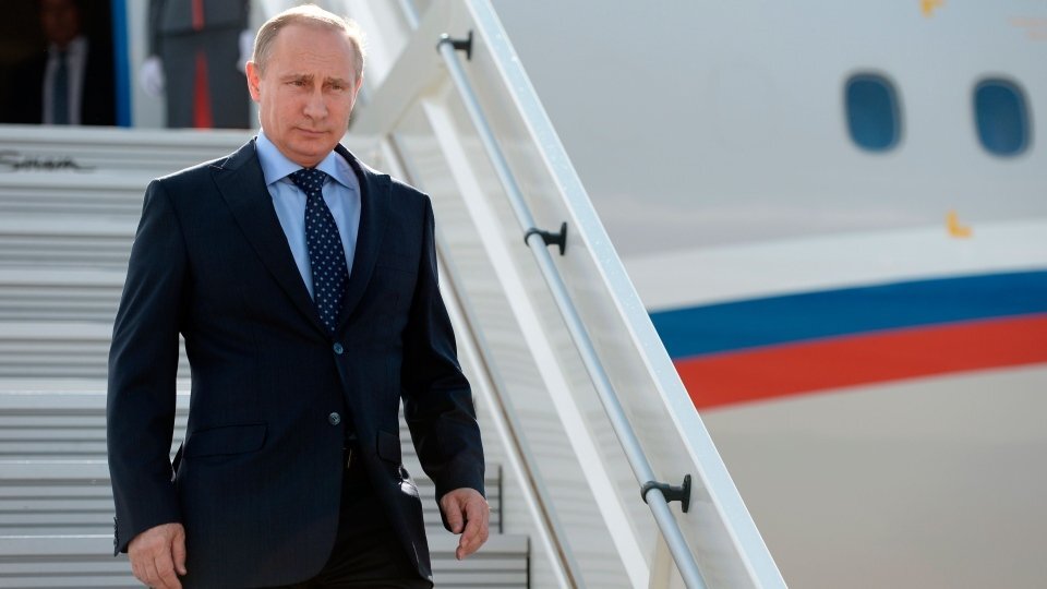  Президентский лайнер приземлился в аэропорту в Чертовицах. 
