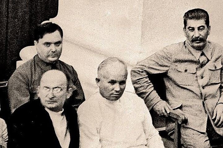 Георгий Маленков, Лаврентий Берия, Никита Хрущев, Иосиф Сталин