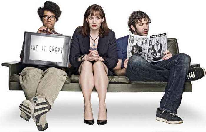 «Компьютерщики» (The IT Crowd — дословно «Группа IT»)