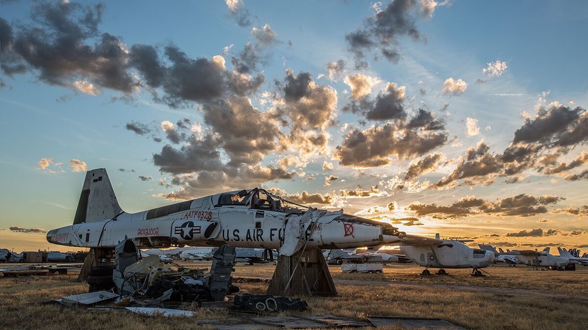Источник фото: http://cezarium.com/timelapse-aircraftboneyard/