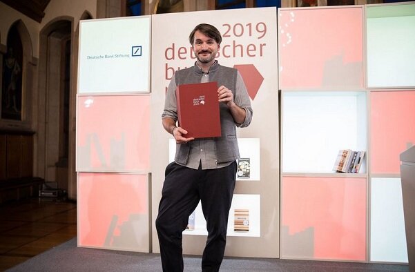 @vntr.media Саша Станишич на церемонии вручения Немецкой книжной премии-2019