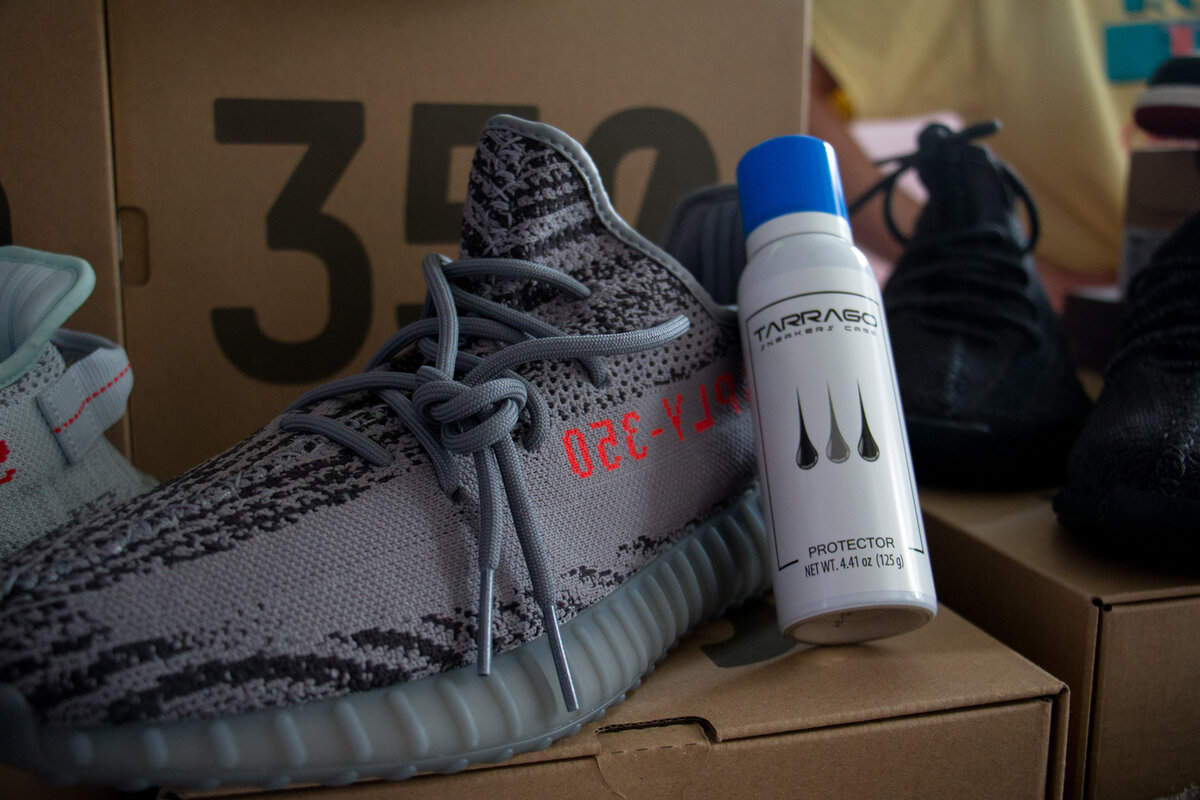 Вы предохраняете кроссовки не только от намокания, но и создаёте дополнительный защитный барьер от пыли и грязи!