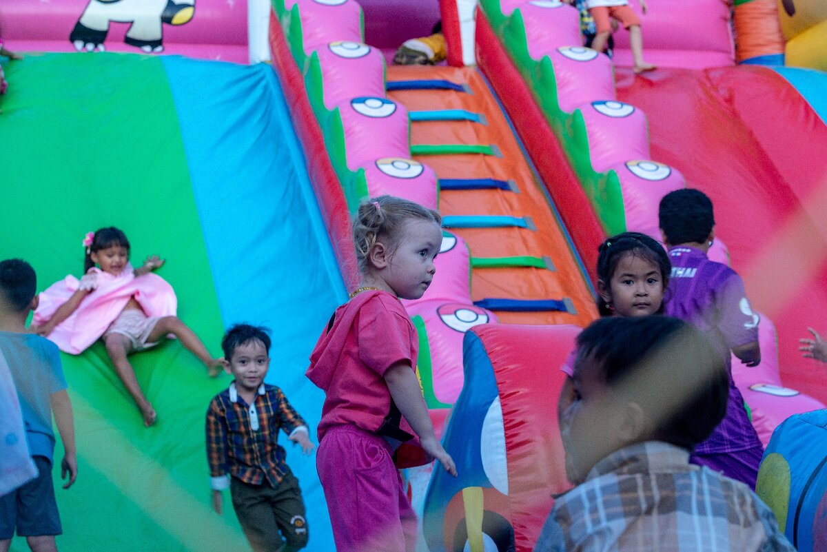 уже 3 месяца как нет больных в Камбодже.