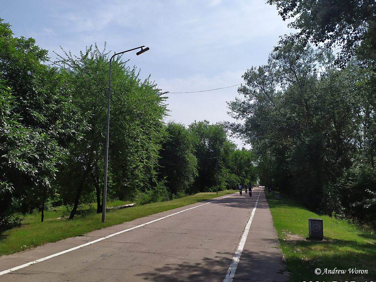 Дорога к восточной стрелке острова и Мемориалу