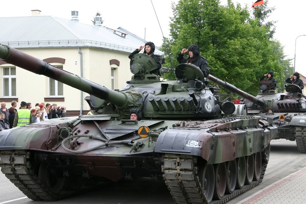Польский Т-72M1. Источник фото: http://blogantonapl.blogspot.com/2012/05/polish-t-72-m1.html