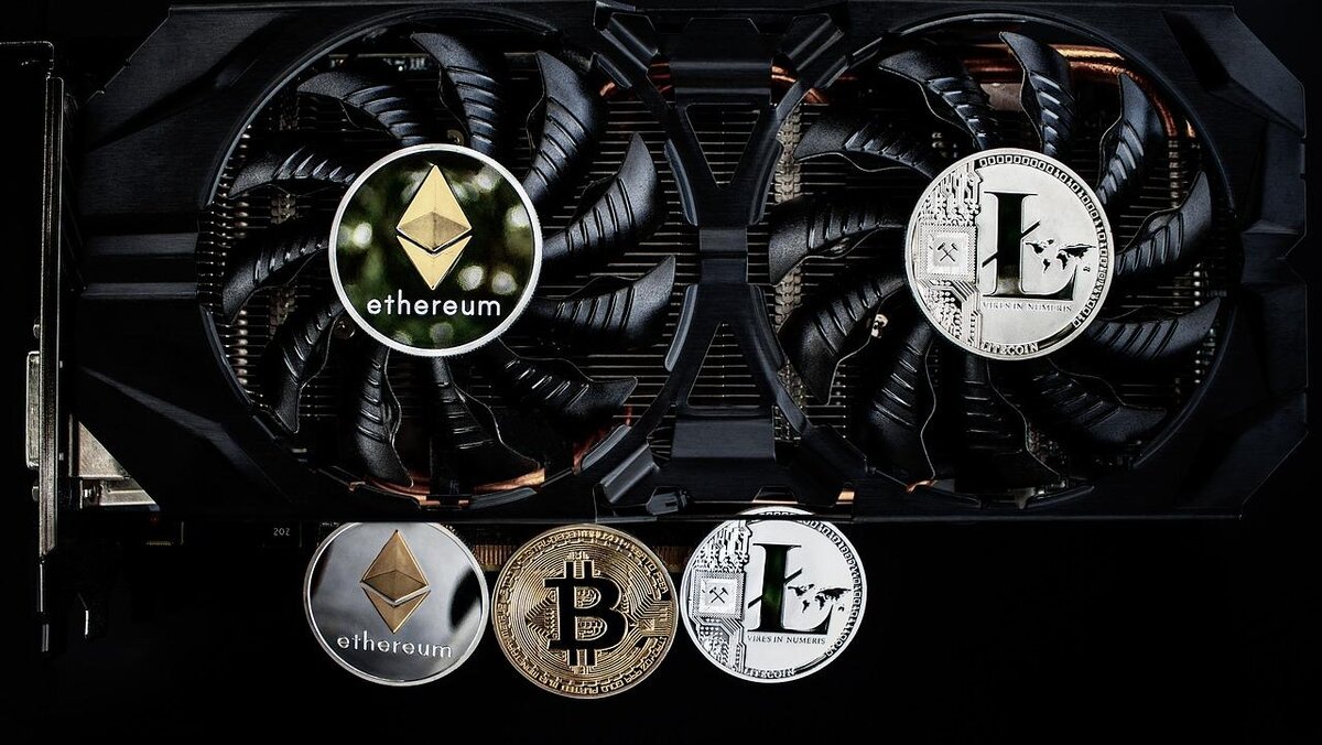 https://cryptorussia.ru/news/amd-vypustit-mayningovye-ustroystva-dlya-dobychi-bitkoinov-kotorye-povysyat-pribyli-maynerov