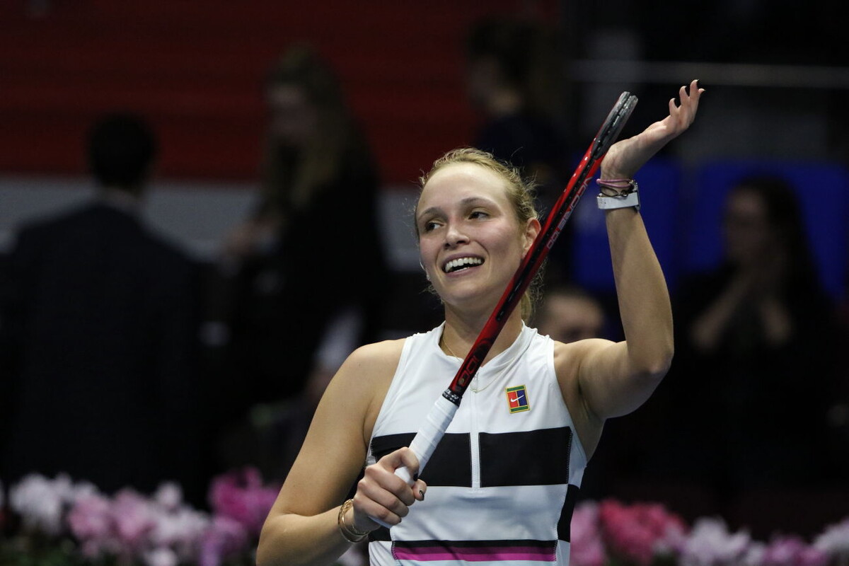 Вера Звонарёва уступила Донне Векич и не смогла выйти в финал St. Petersburg Ladies Trophy