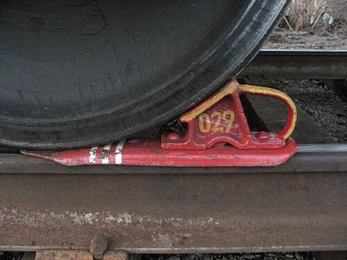         Тормозной башмак с накатом (Фото с сервиса Яндекс Картинки) 