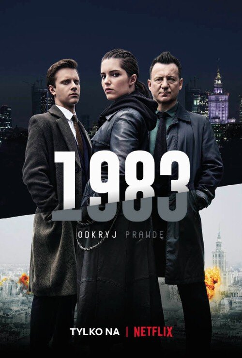 Оценка : 2 из 5.  Лимит терпения : половина первого эпизода. 
Чем бесит : 
Чем глубже в Европу уходит шествие Netflix , тем толще и страшнее рождаются продукты заказанные сервисом в некоторых странах. Одним из таких является плод любви стрим-гиганта и лукавой вертихвостки Польши с незамысловатым именем "1983". В этом проекте оттенка отборных нечистот можно найти все что нужно для современной либеральной истерии , популярной у пустоголовых миллениалов. Ведь сюжет этой многосерийной , простите за выражение , картины рефлексирует на тему : "А какой бы была современная Польша , оставшаяся под гнётом коммунистического сапога".

В мире "1983" , пропитанным аллергией на красное , чего только не встретишь : слежки , доносы , прослушка телефонов , похищения среди ночи и уголовная ответственность за распространение запрещённой литературы в числе которой можно встретить небезызвестный роман британского паразита "1984" , по лучшим сценариям которого создаётся данная шизофреническая теле-агитка.
