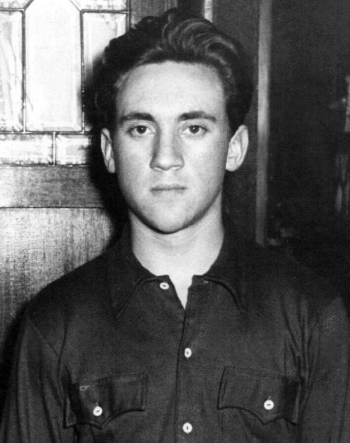 Владимир Семенович в студенчестве. Фото взято из открытых источников.