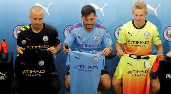  Александр Зинченко с партнерами по Манчестер Сити / ФК Ман Сити