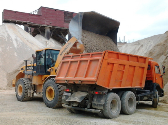 Камаз может привезти вам 10 тонн щебня