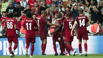 Фото: PAP1. В горячем Стамбуле «Ливерпуль» и «Челси» разыграли Суперкубок УЕФА. Дошло до серии пенальти, где больше преуспела команда Клоппа.
