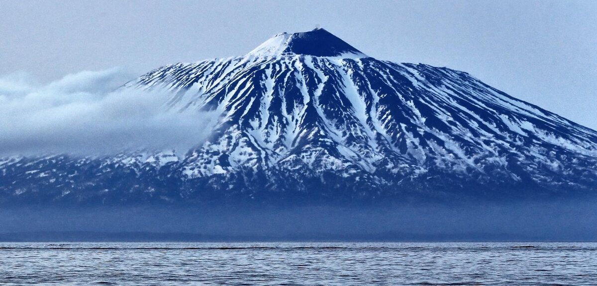 Вулкан Тятя на о.Кунашир. Фото из свободного доступа.