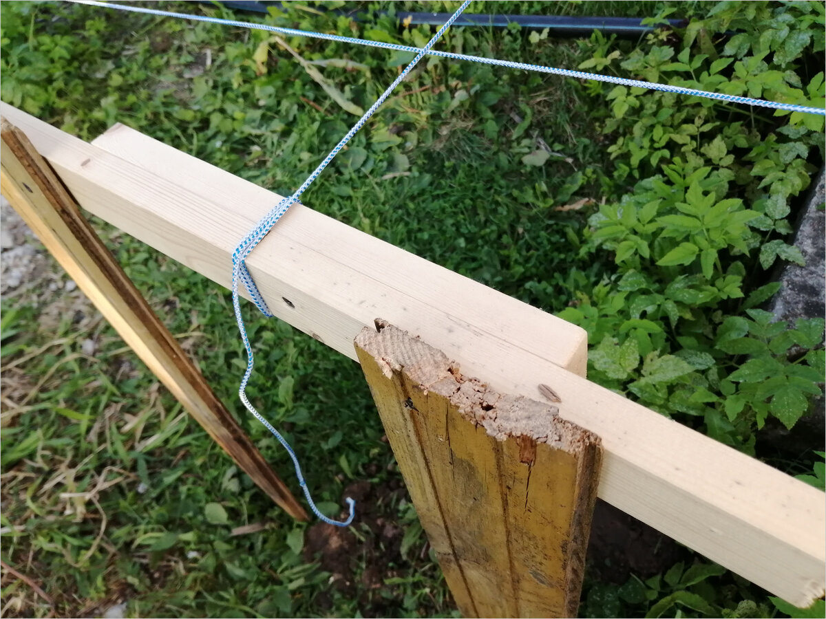 1. Нанесение вертикальной разметки. Разметка столбов. Разметка участка под забор. Разметка столбов под навес.