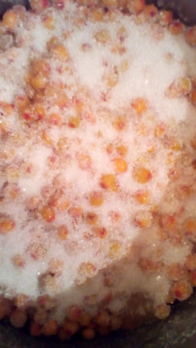 ягоды с сахаром