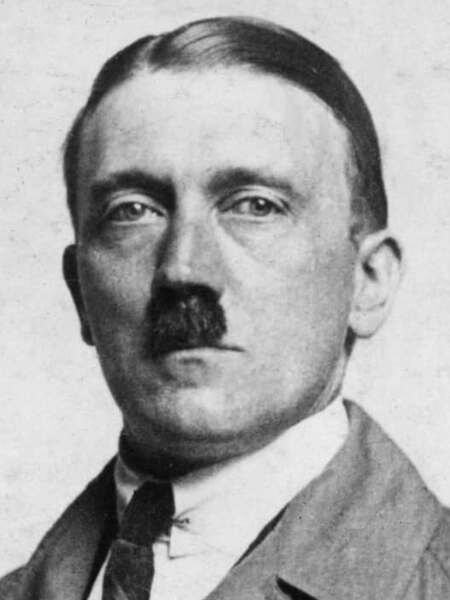 Снимок Гитлера. 1933 год.