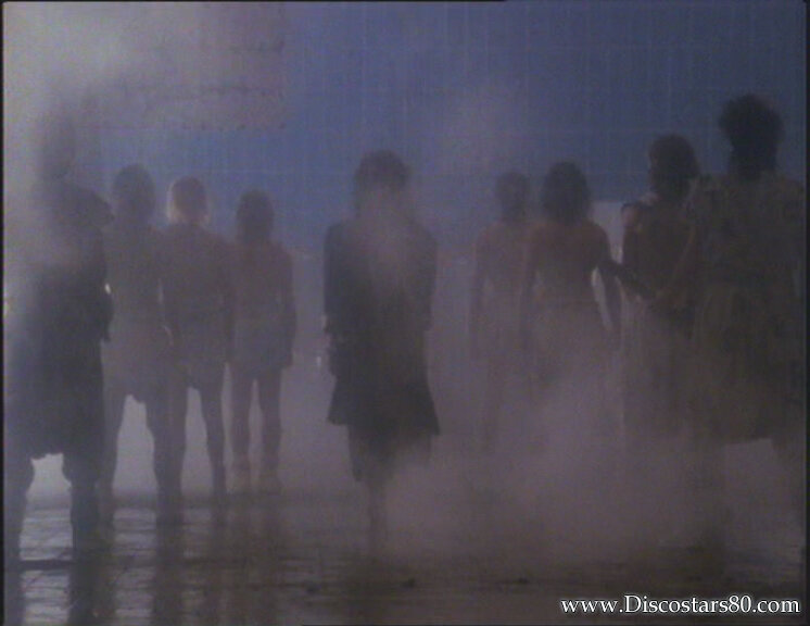 кадр из клипа "In the heat of the night" (DVD SANDRA "Complete history", Virgin, 2003)