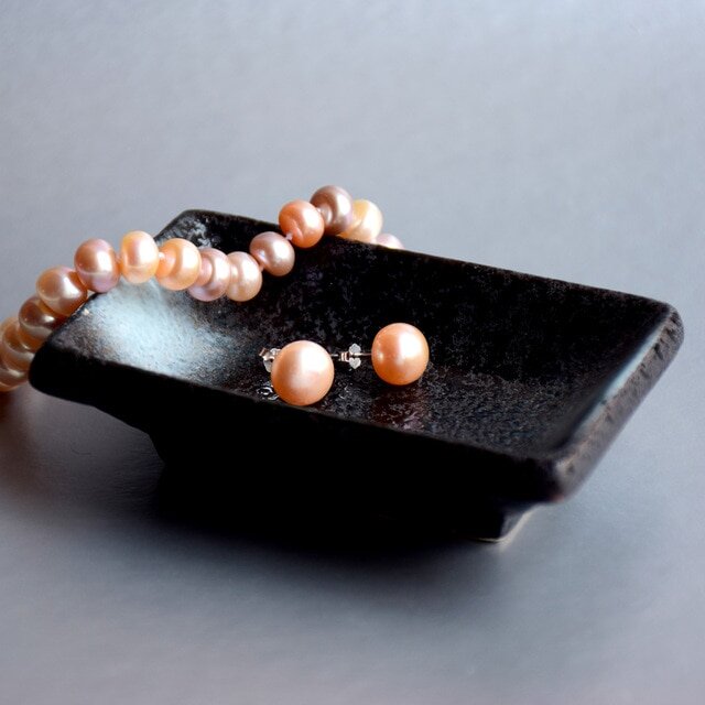  Разные расцветки жемчуга и разный размер - на любой вкус 👍