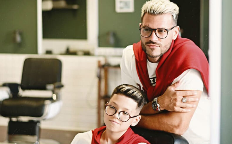 Руслан Мацьолек с сынос Вики Цатурян
​Фото: «Инстаграм»
