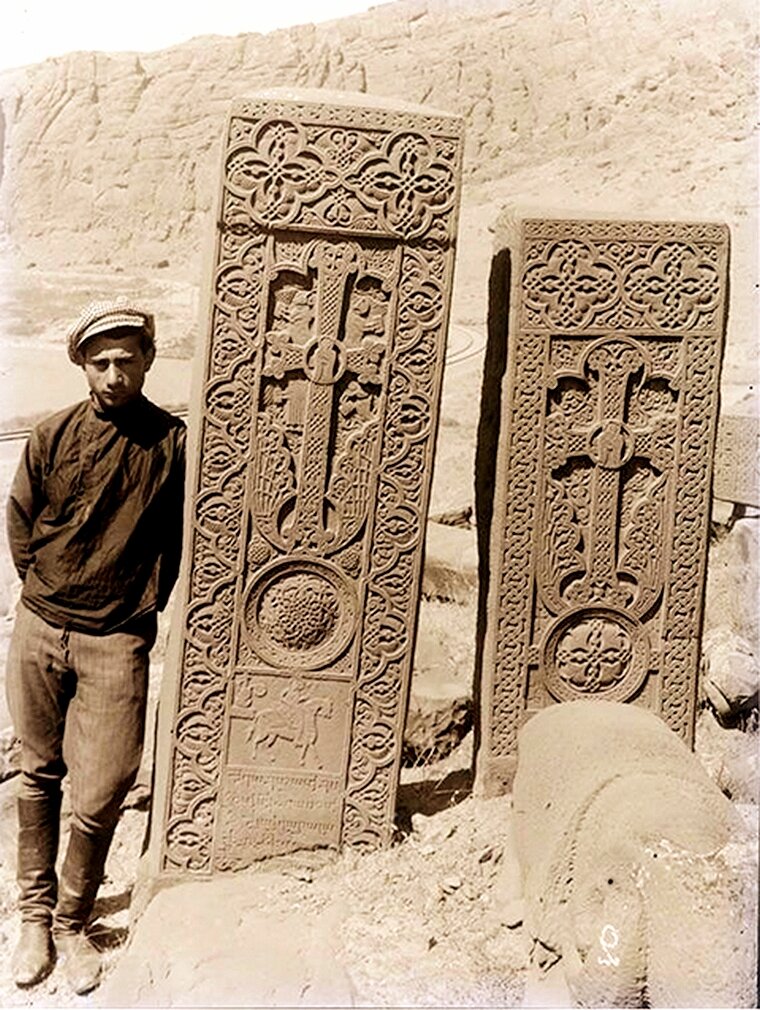 Хачкар. Старое фото