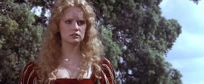 Дженнифер Джейсон Ли в Фильме "Плоть и Кровь" (Кадр из Фильма "Плоть и Кровь" Фото из открытых источников сети Интернет)