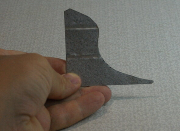 Желание резать и кромсать необходимо останавливать сразу, профиль лишился опоры, с помощью такого шаблона можно создать множество сосудов разной формы.