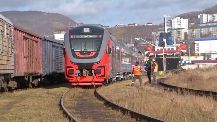 Новый транспорт Сахалину нужен