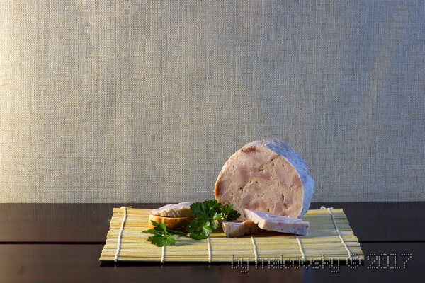 Ветчина из курицы классическая